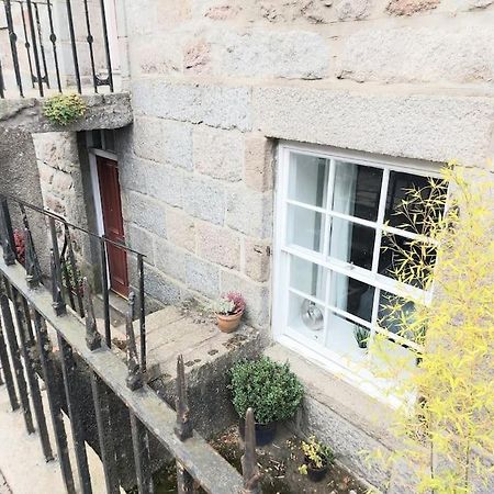 Granite Getaways - The Terrace Below Aberdeen Exterior photo